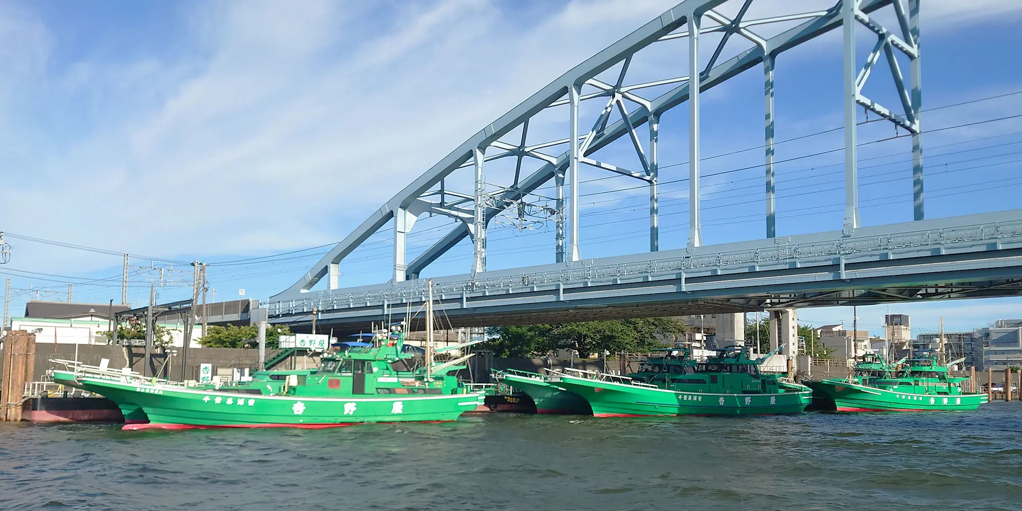 キービジュアルイメージ03